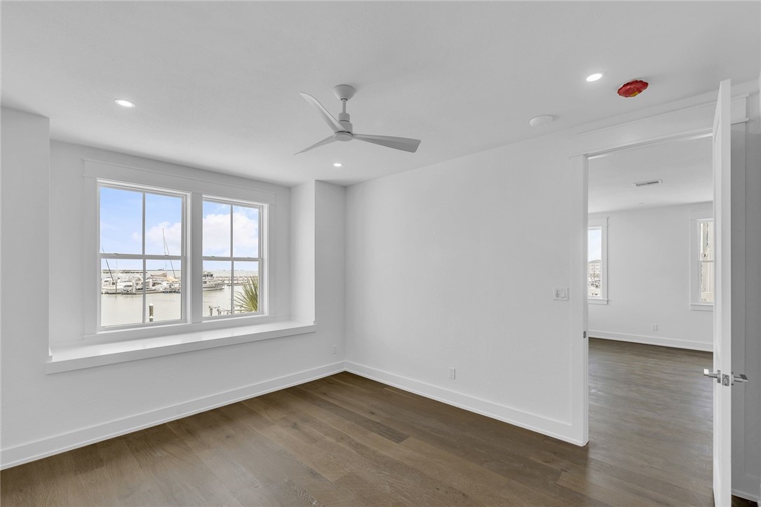 136 W Cotter Ave 24
