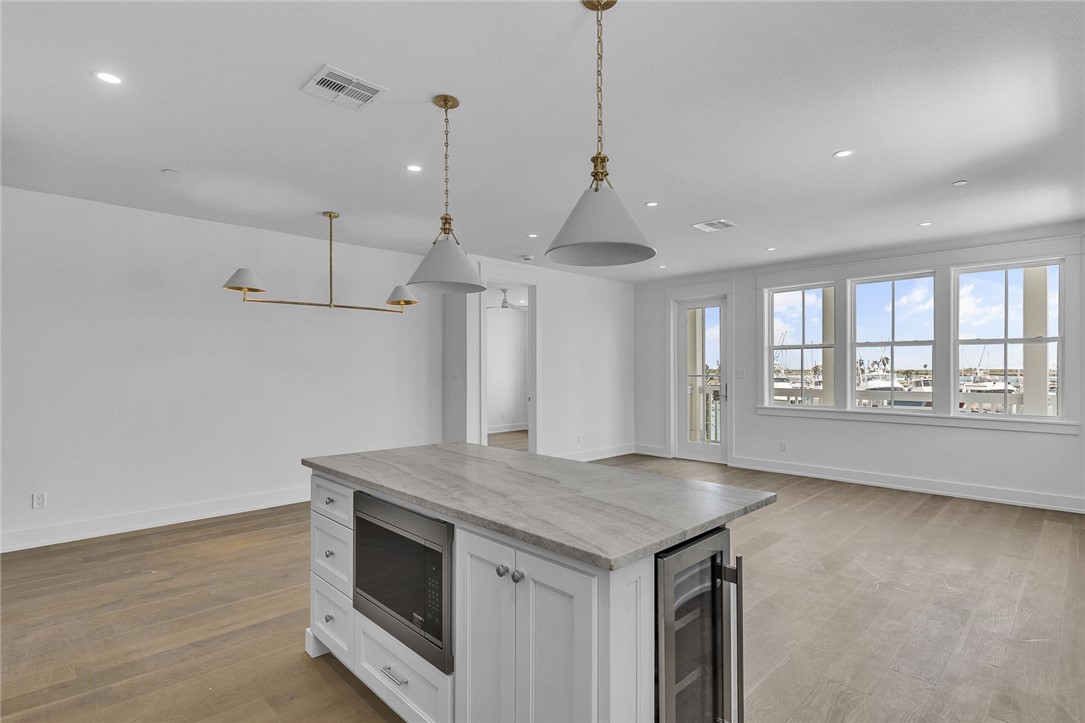 136 W Cotter Ave 24