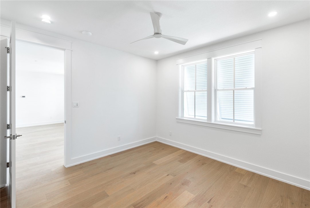 136 W Cotter Ave 17