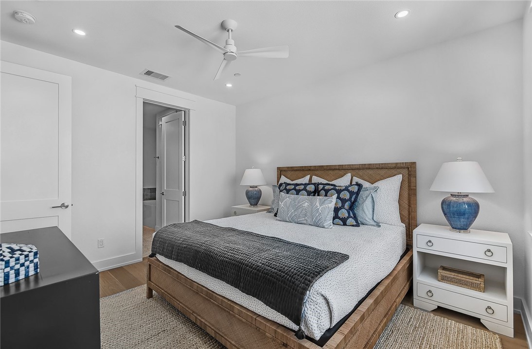 136 W Cotter Ave 20