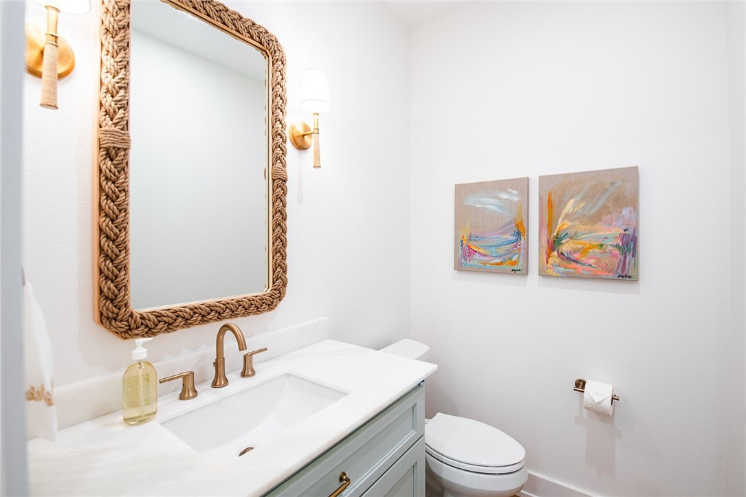 136 W Cotter Ave 20