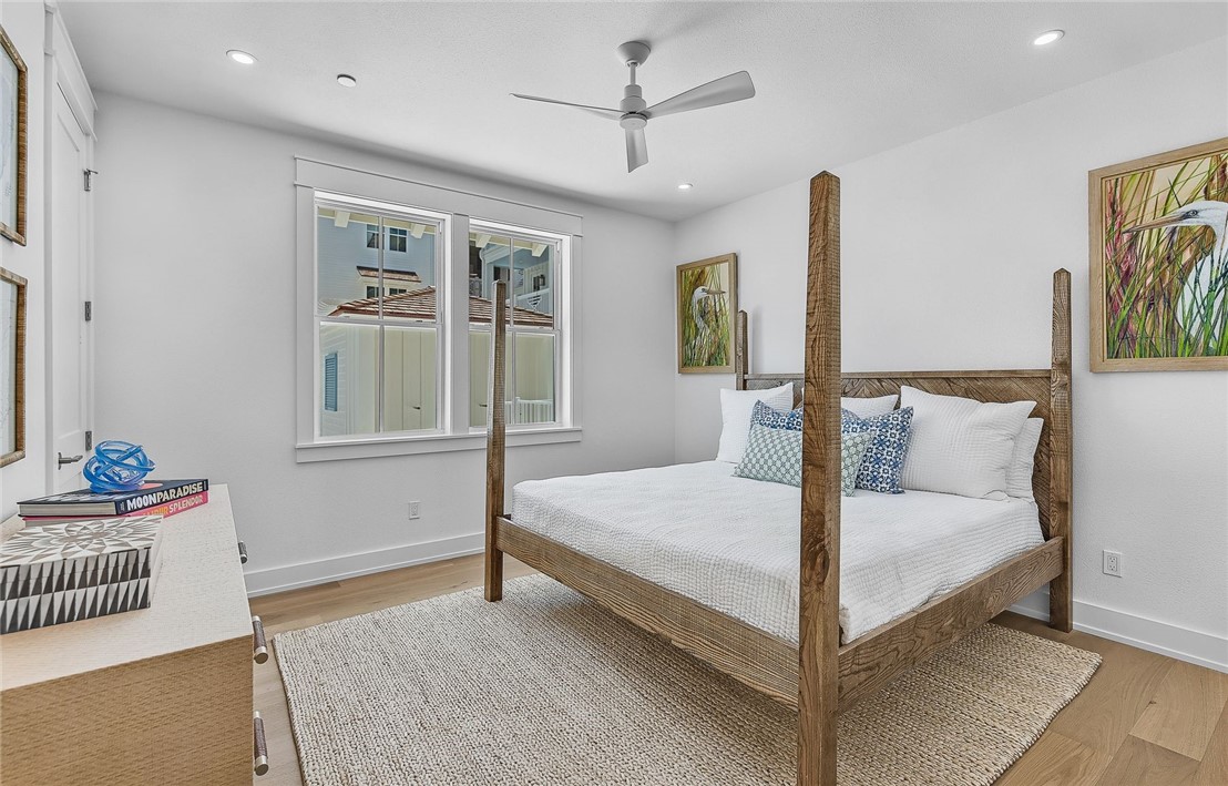 136 W Cotter Ave 20