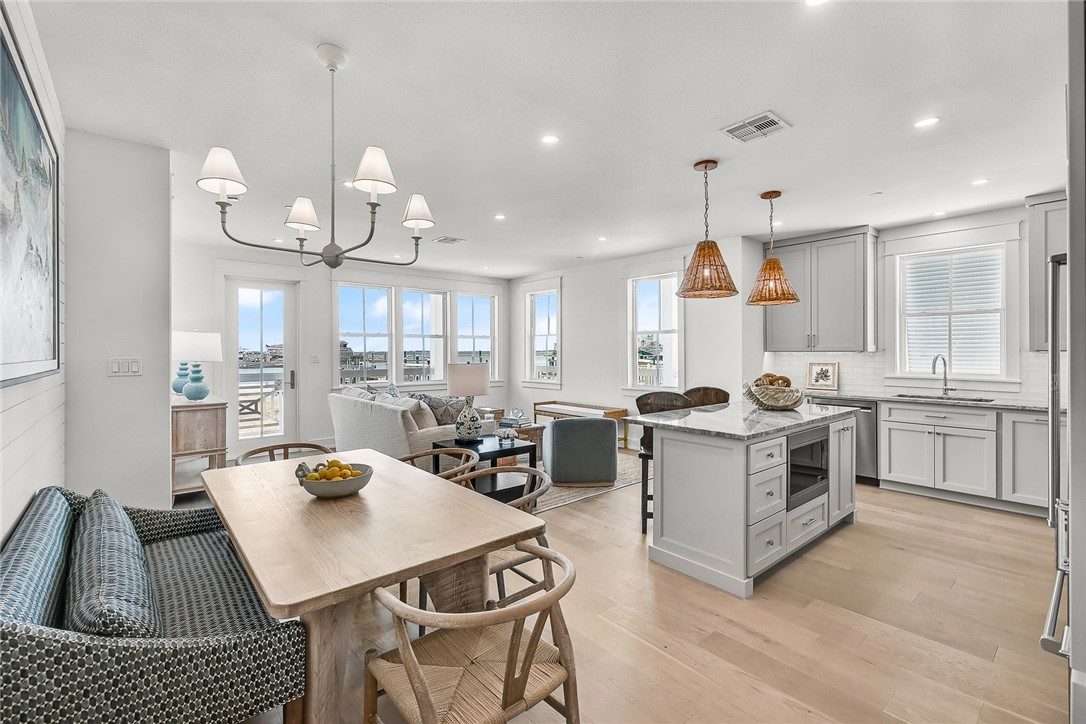136 W Cotter Ave 20