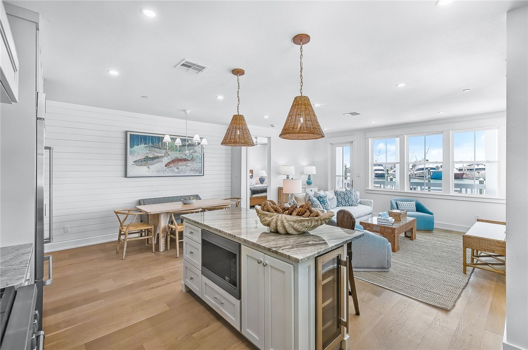 136 W Cotter Ave 20