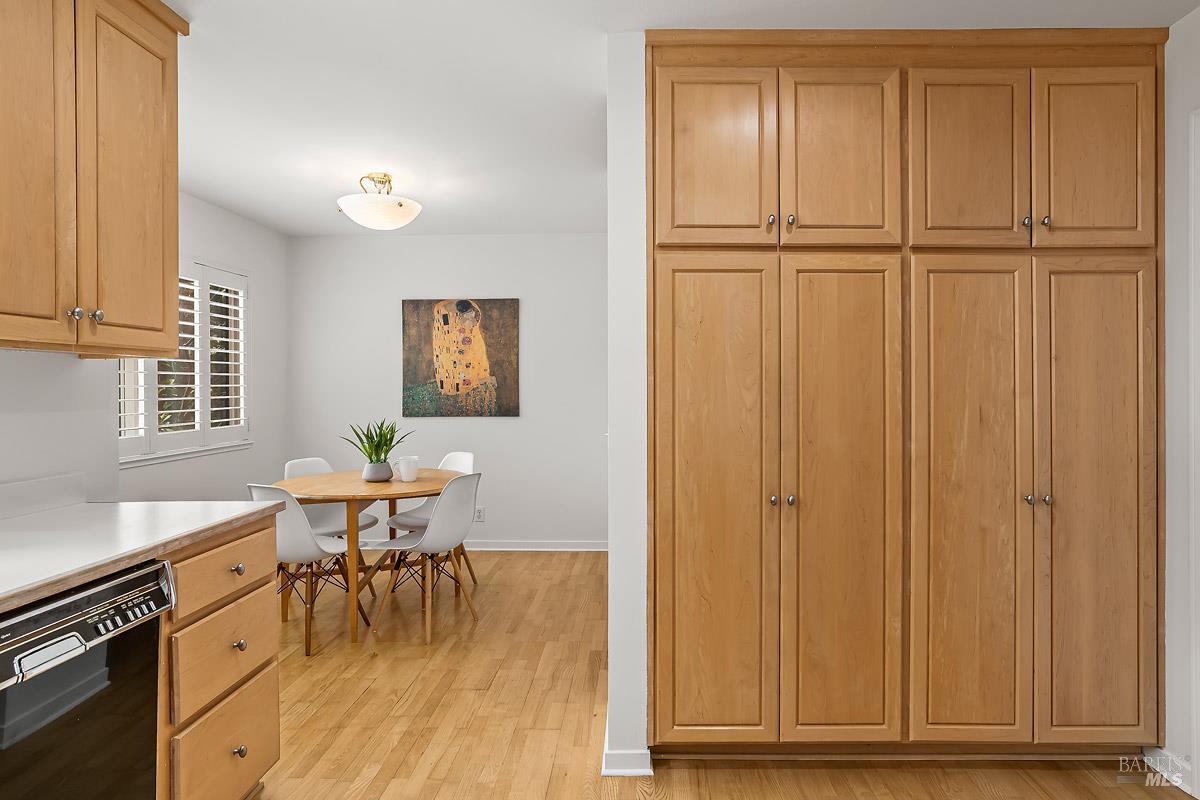 36 Eucalyptus Knoll St