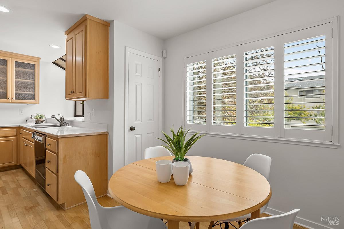 36 Eucalyptus Knoll St