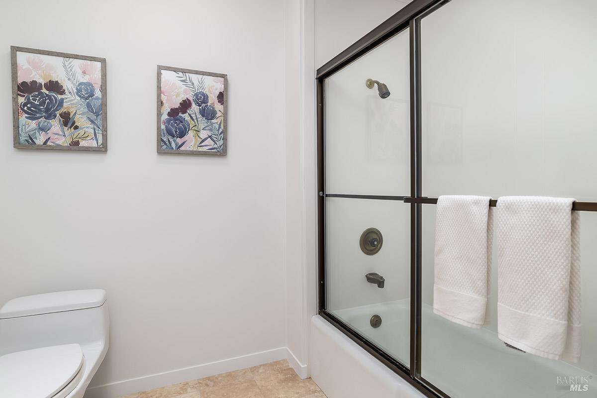 31 Eucalyptus Knoll St