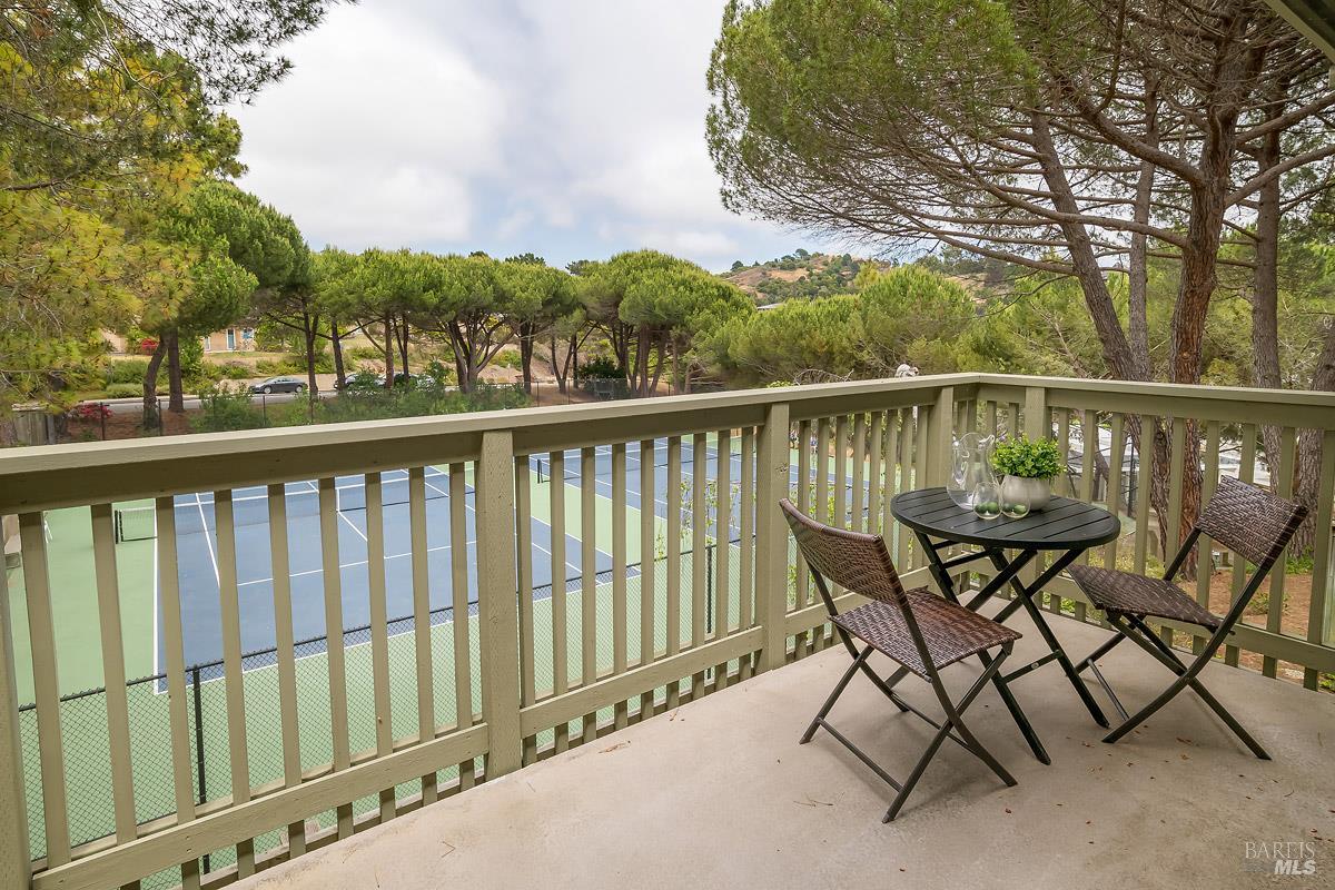 36 Eucalyptus Knoll St