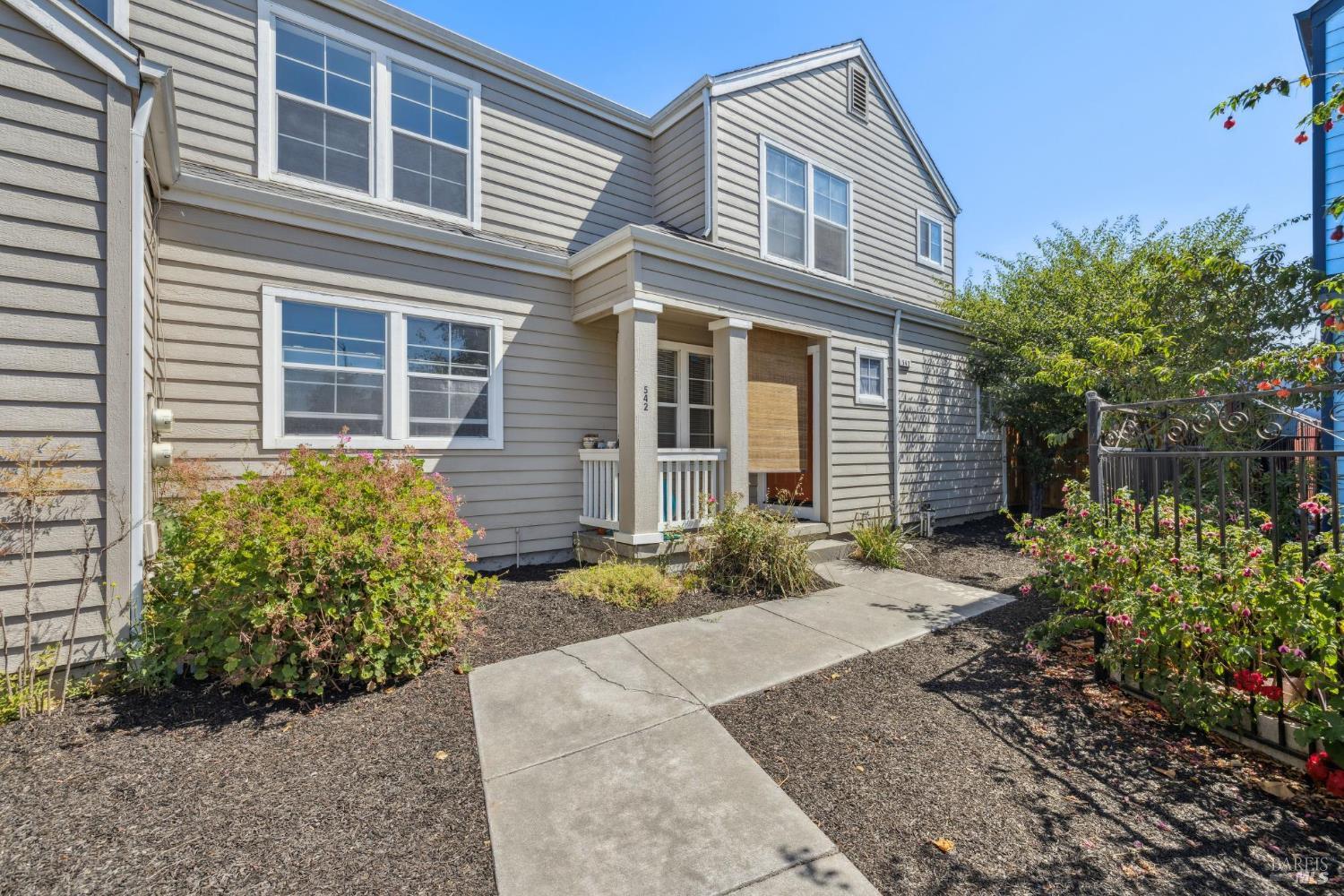 542-548 Horizon Way
