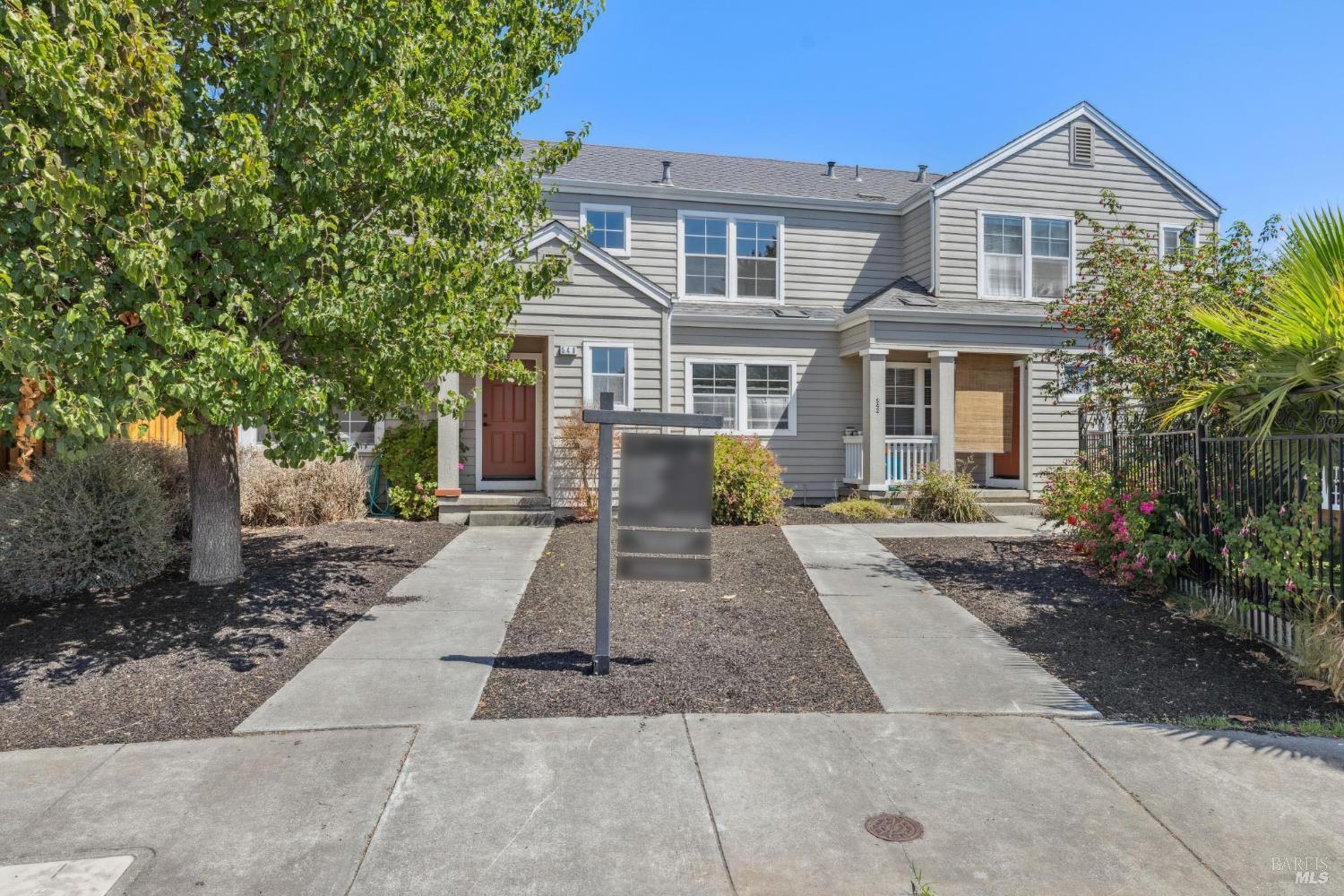 542-548 Horizon Way