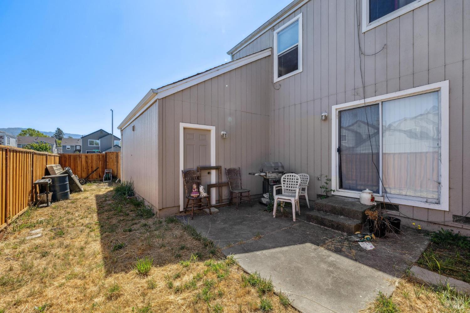 542-548 Horizon Way