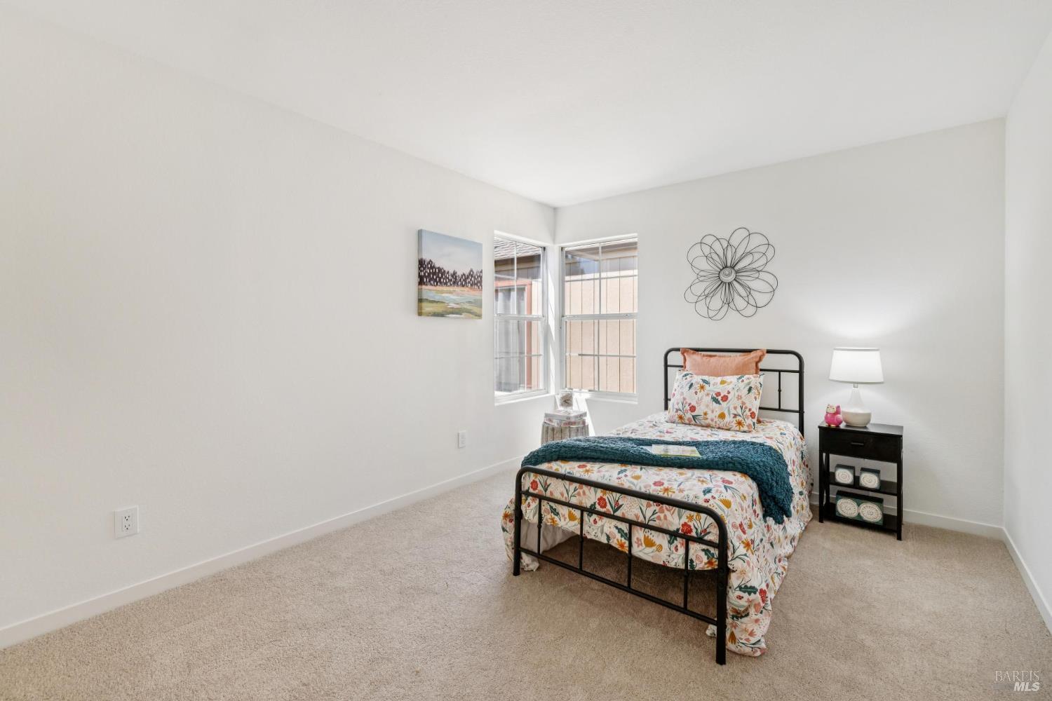 542-548 Horizon Way