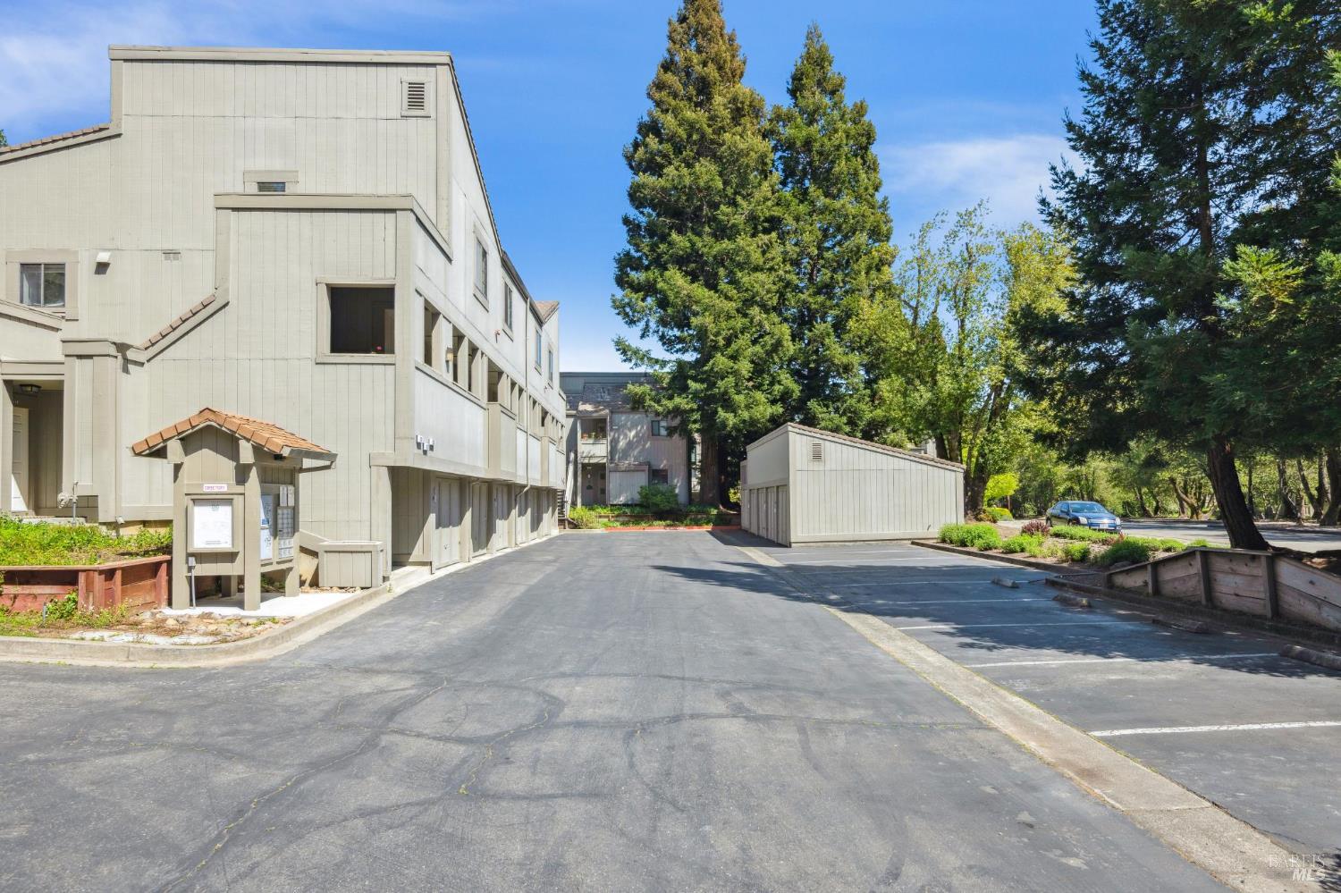 121 Quail Ct