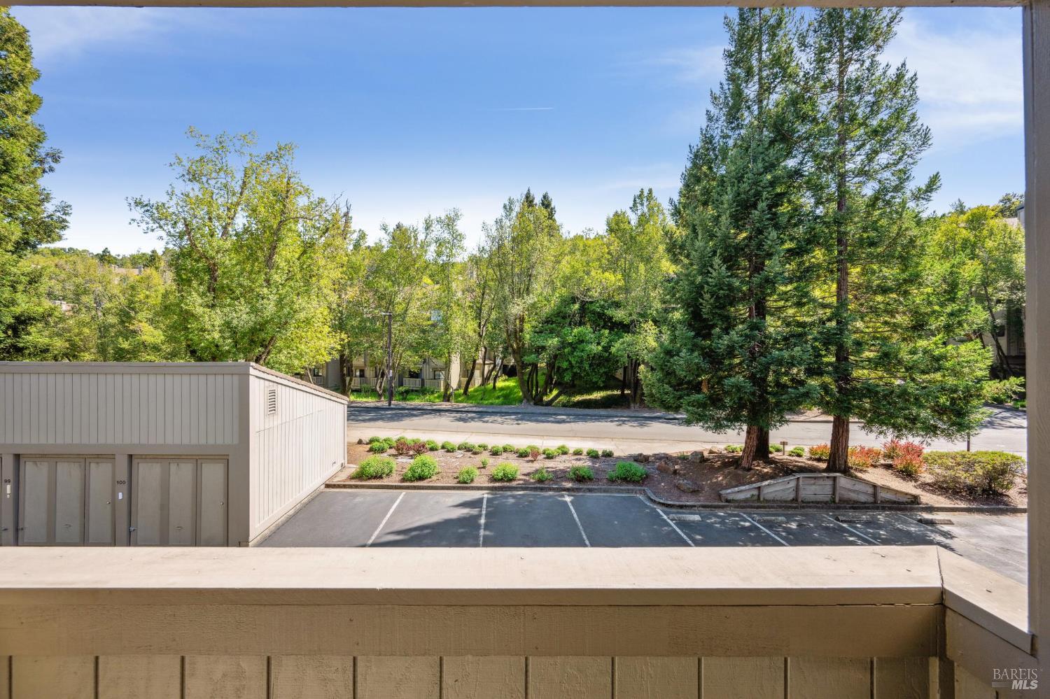 121 Quail Ct