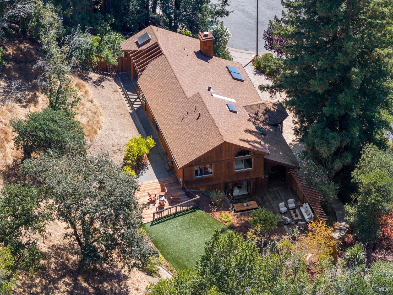 14 Oak Forest Rd