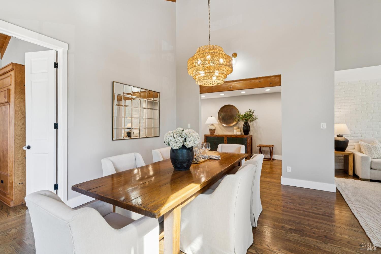 14 Oak Forest Rd