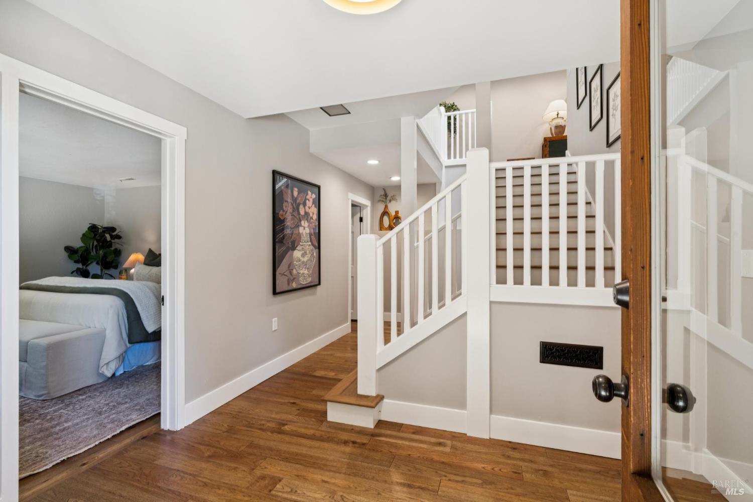 14 Oak Forest Rd