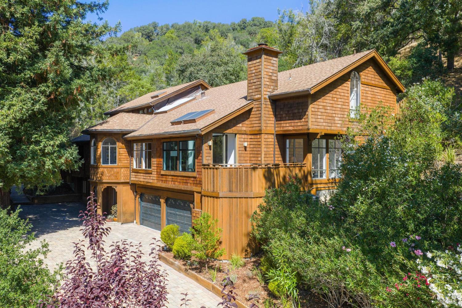 14 Oak Forest Rd