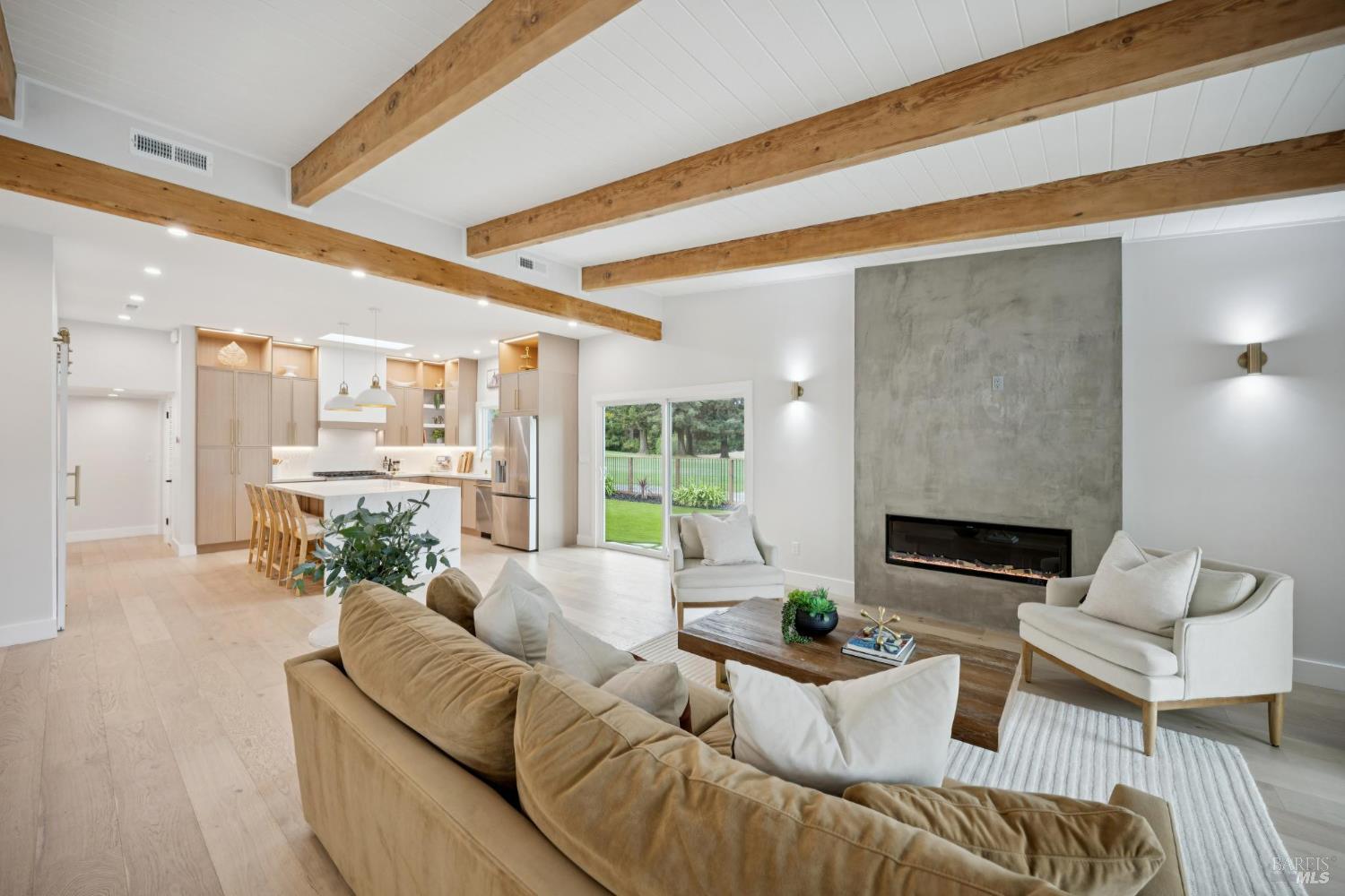 130 Fairway Dr