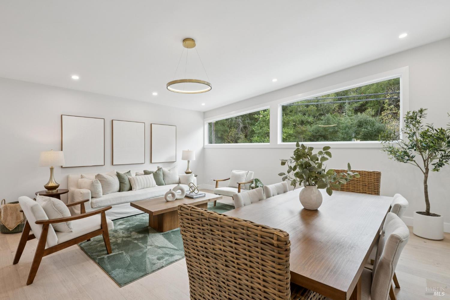 130 Fairway Dr