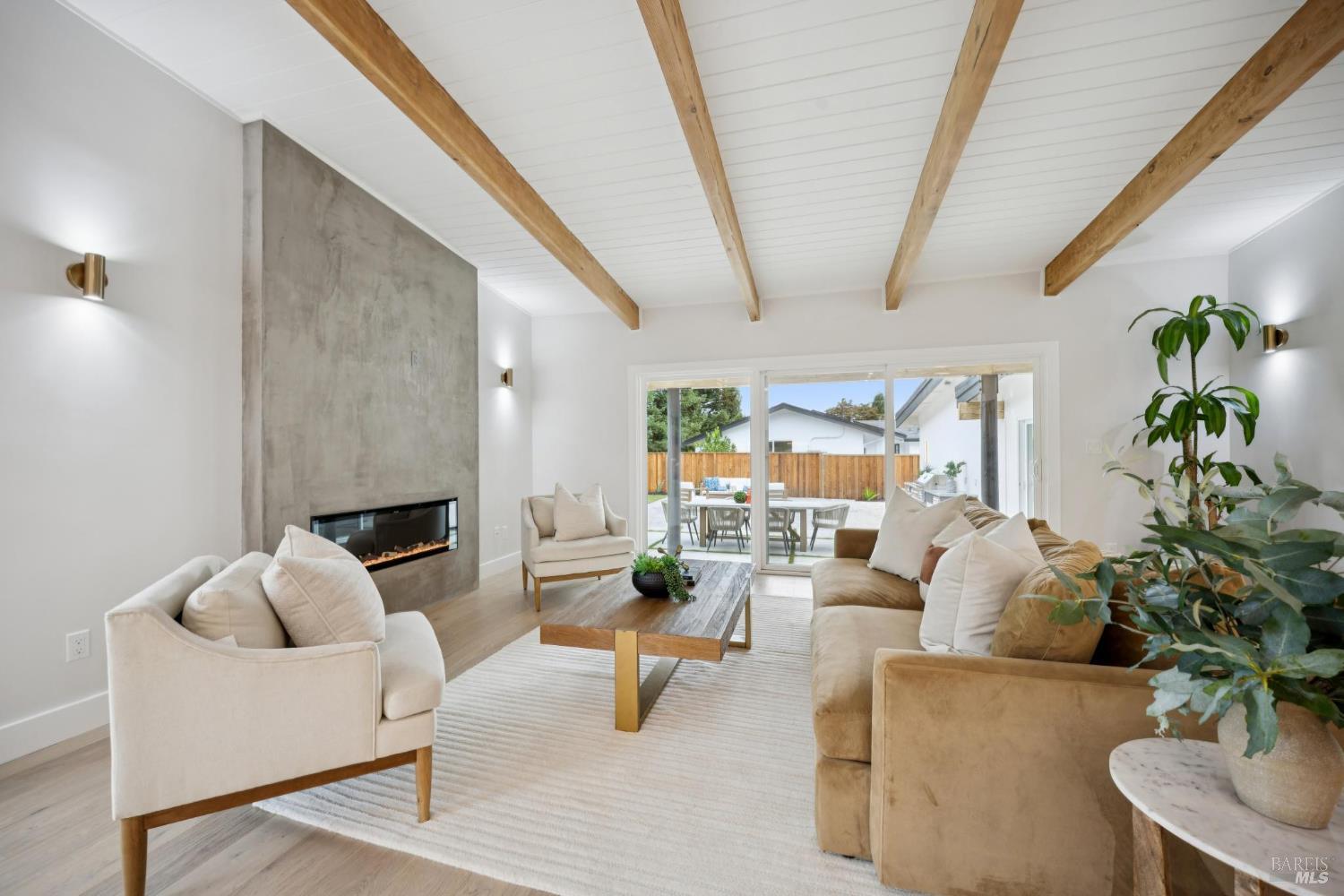 130 Fairway Dr