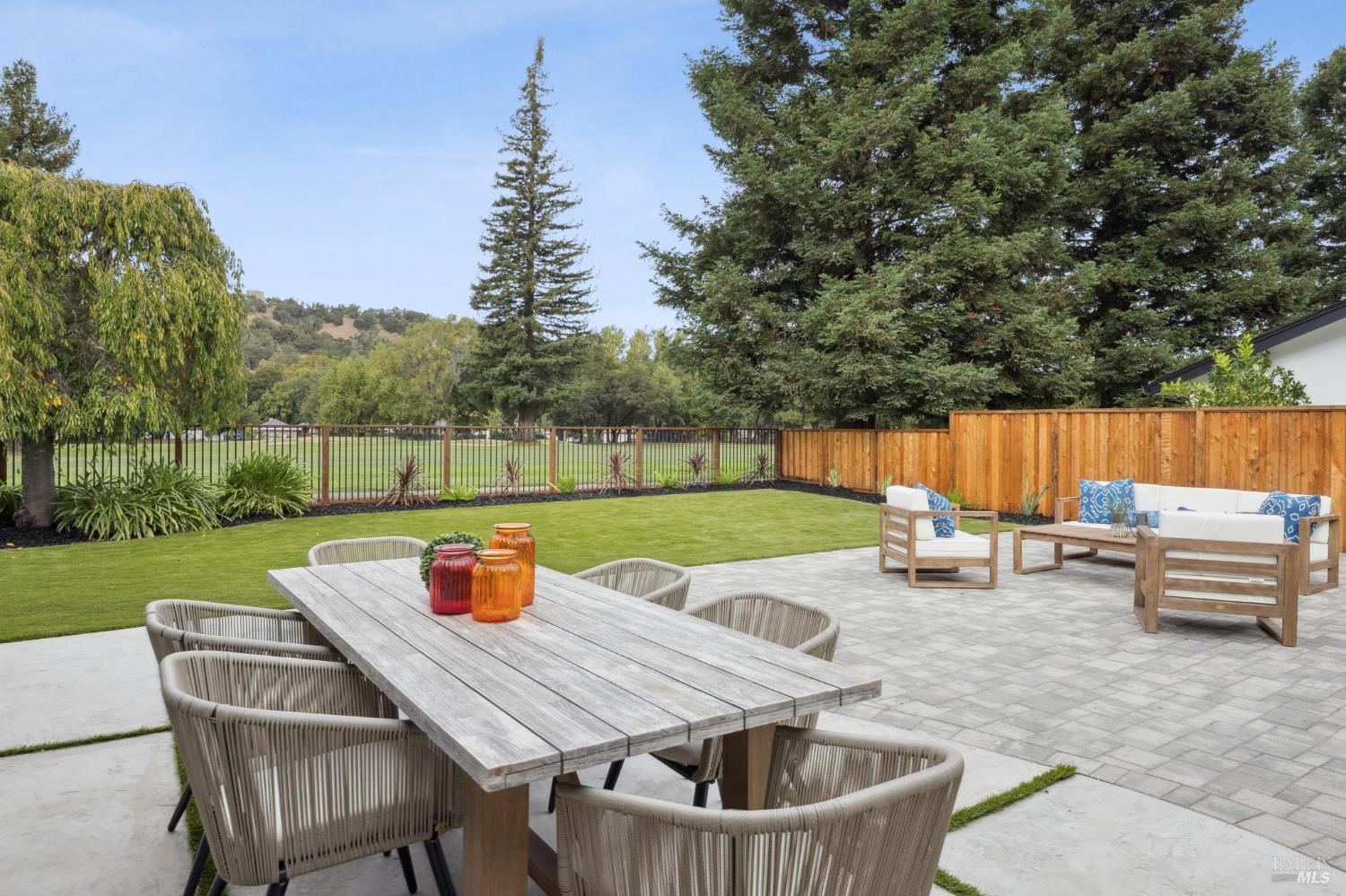 130 Fairway Dr