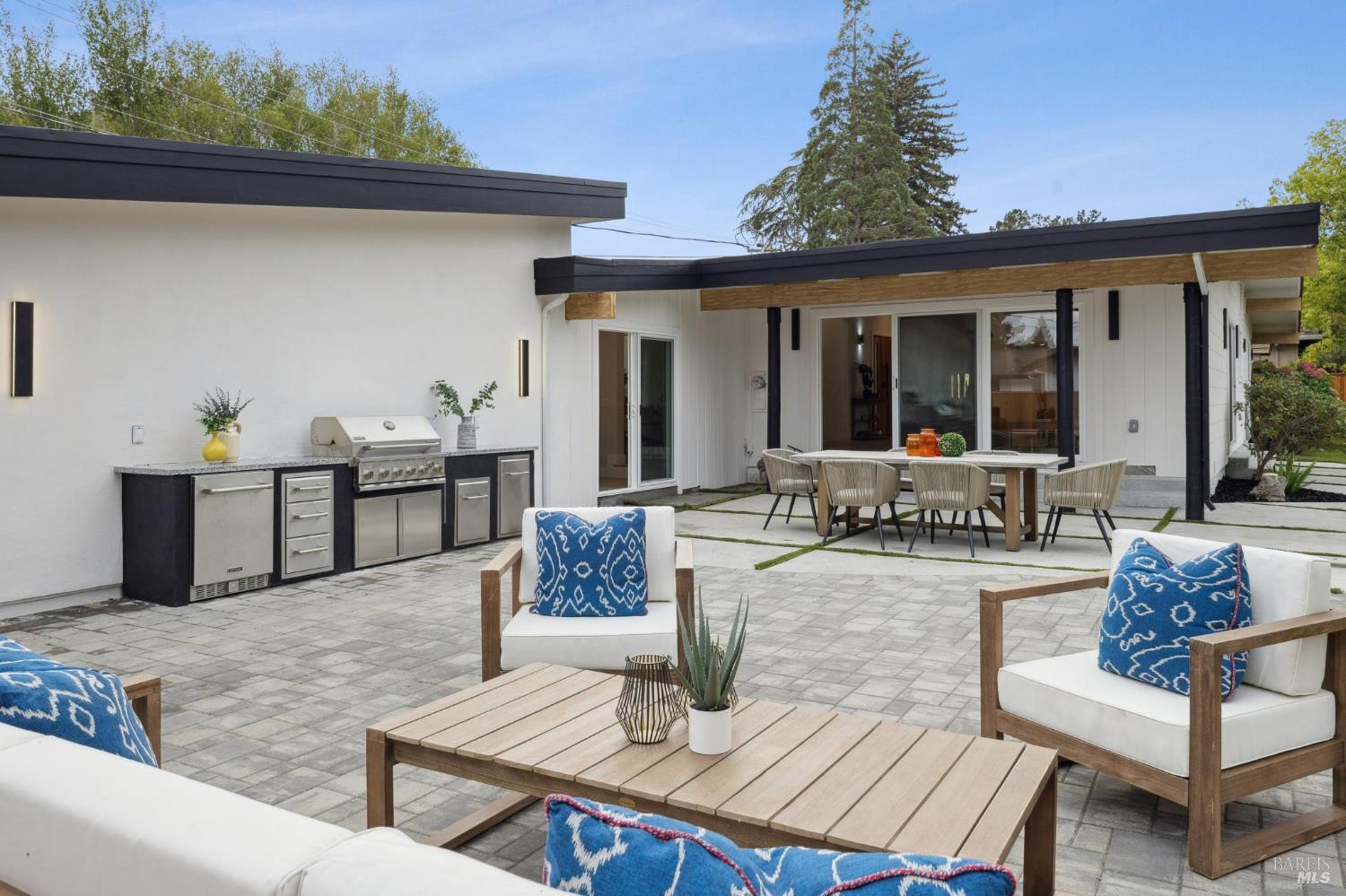 130 Fairway Dr