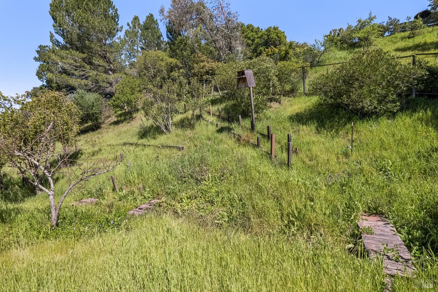 320 Alameda De La Loma