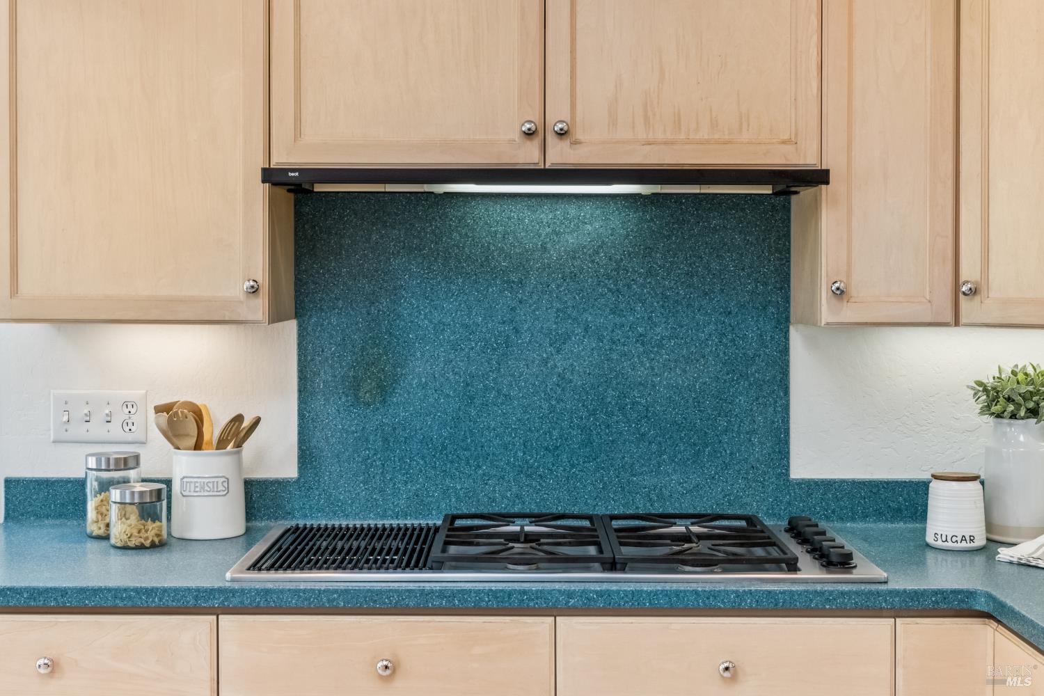 320 Alameda De La Loma