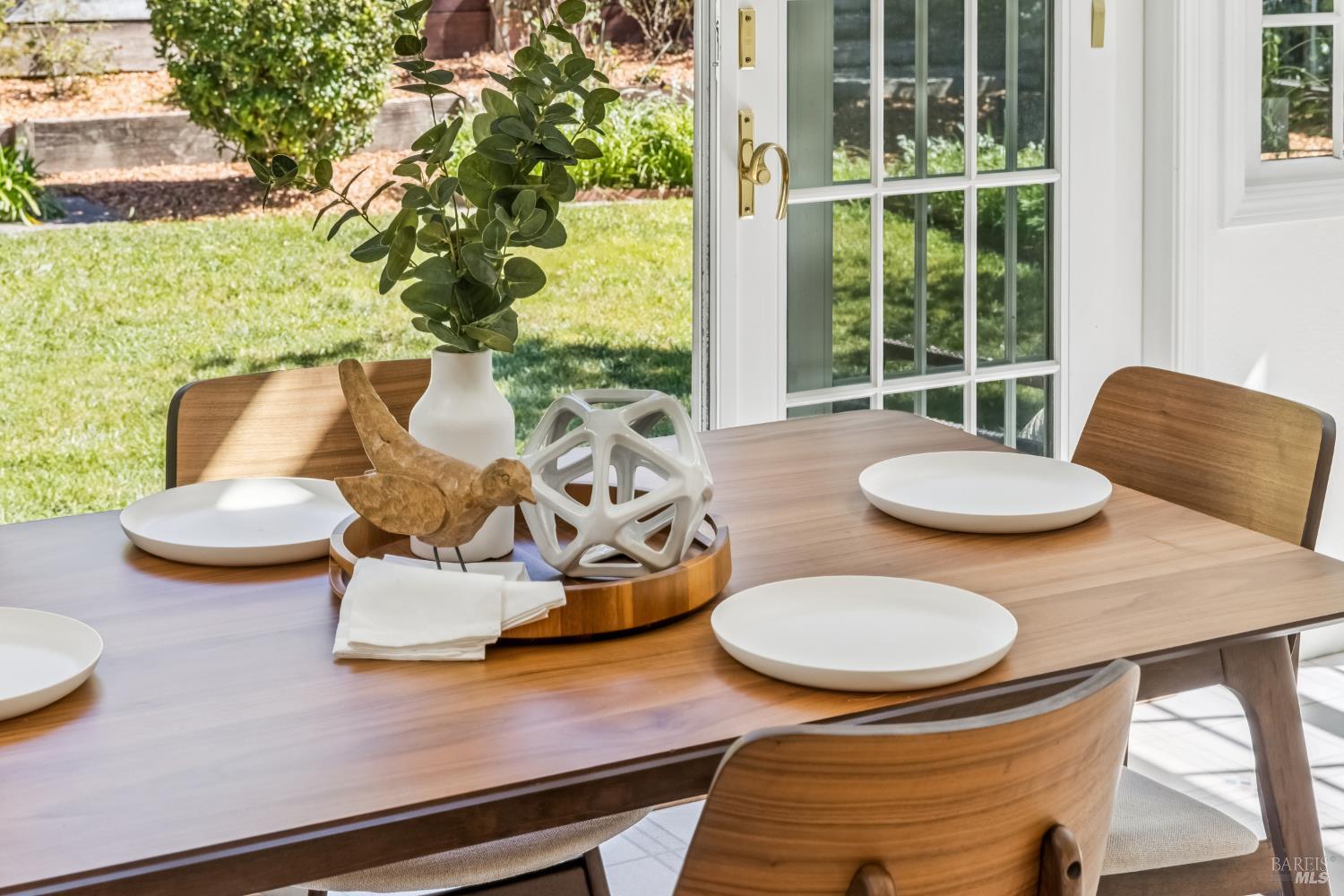 320 Alameda De La Loma