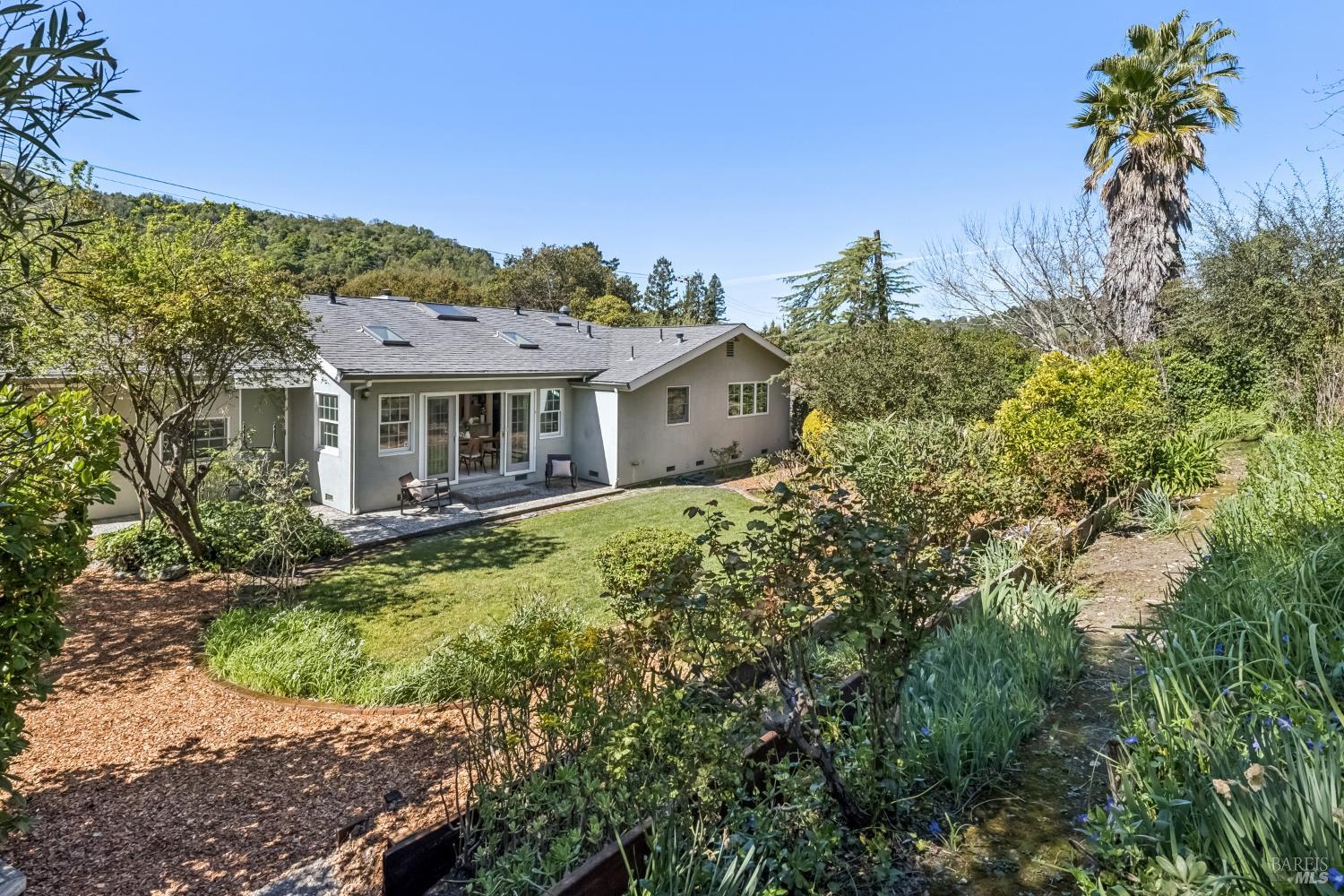 320 Alameda De La Loma