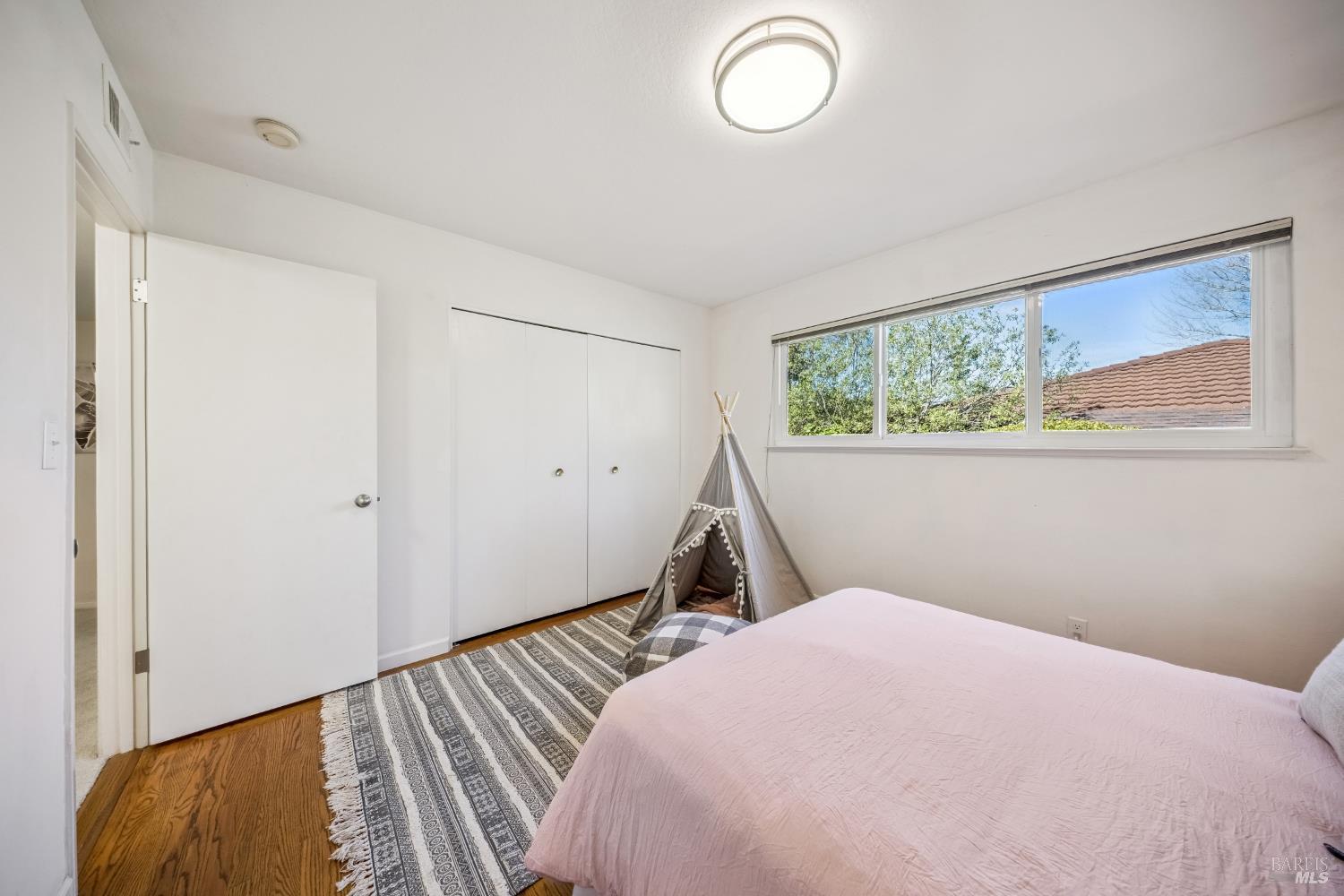 320 Alameda De La Loma