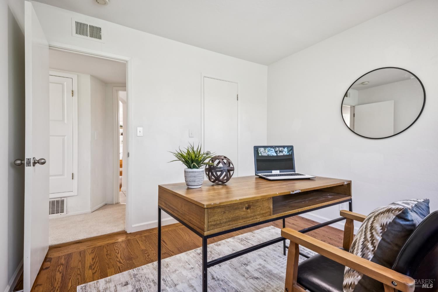 320 Alameda De La Loma