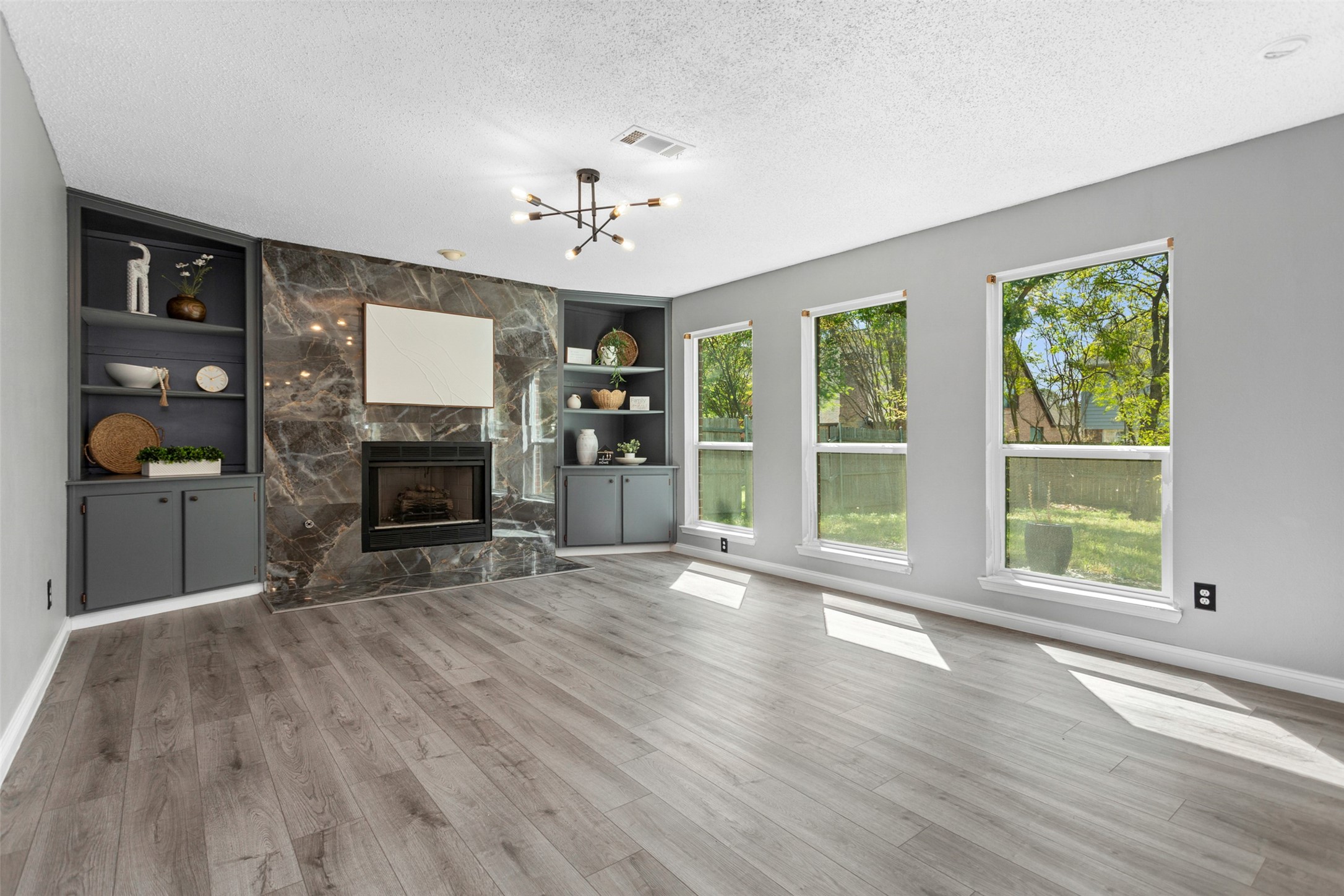 2513 Delaney Terrace