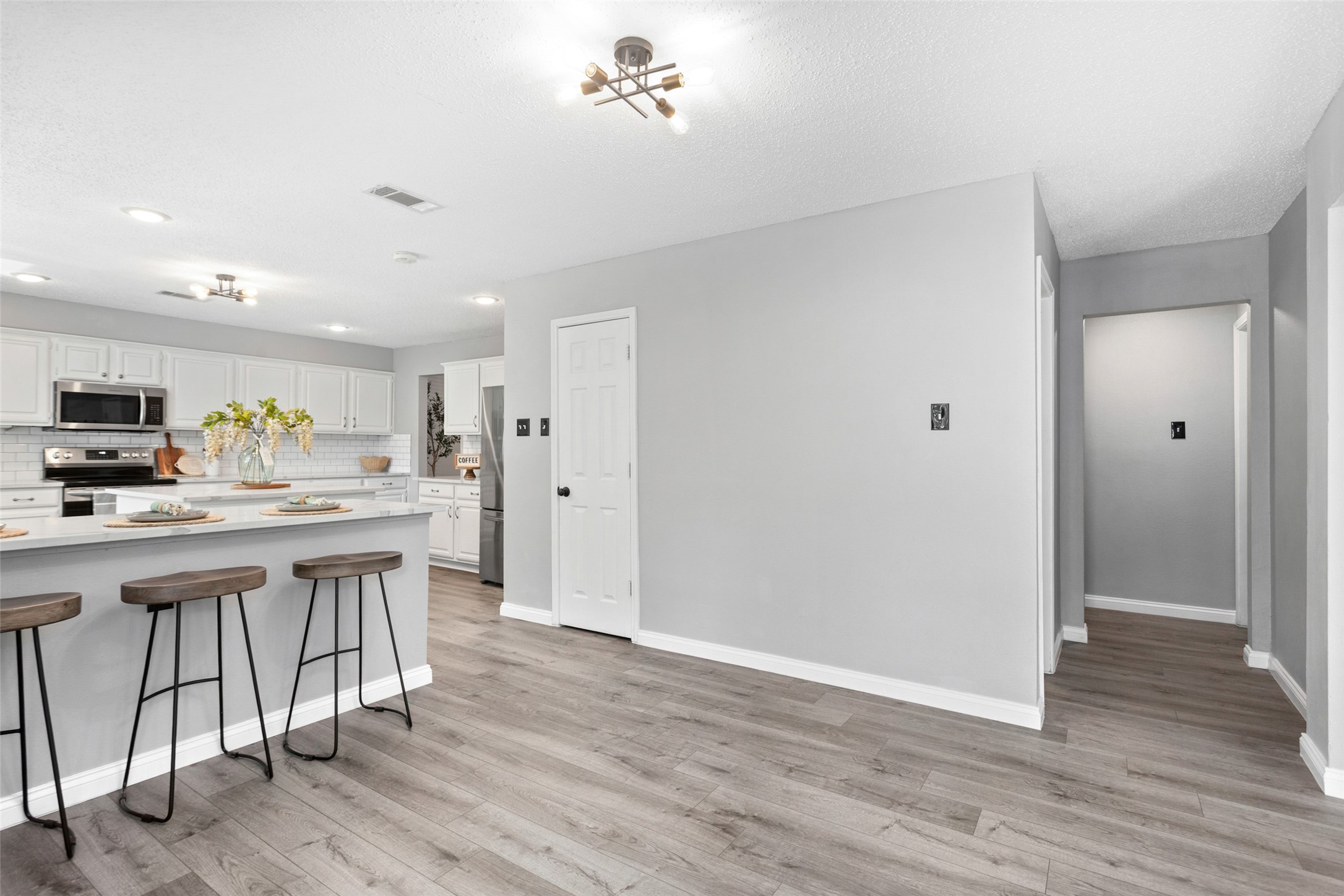 2513 Delaney Terrace