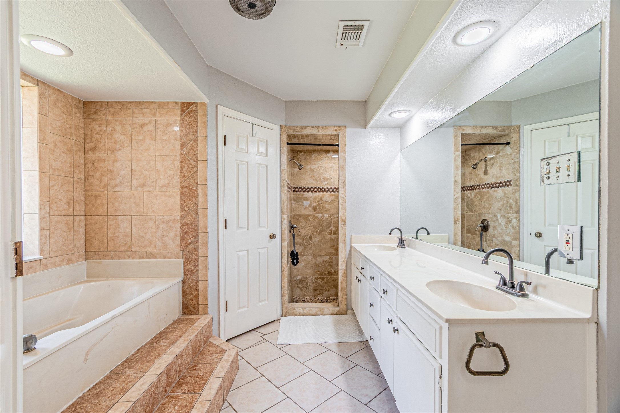 7509 Pear Tree Lane