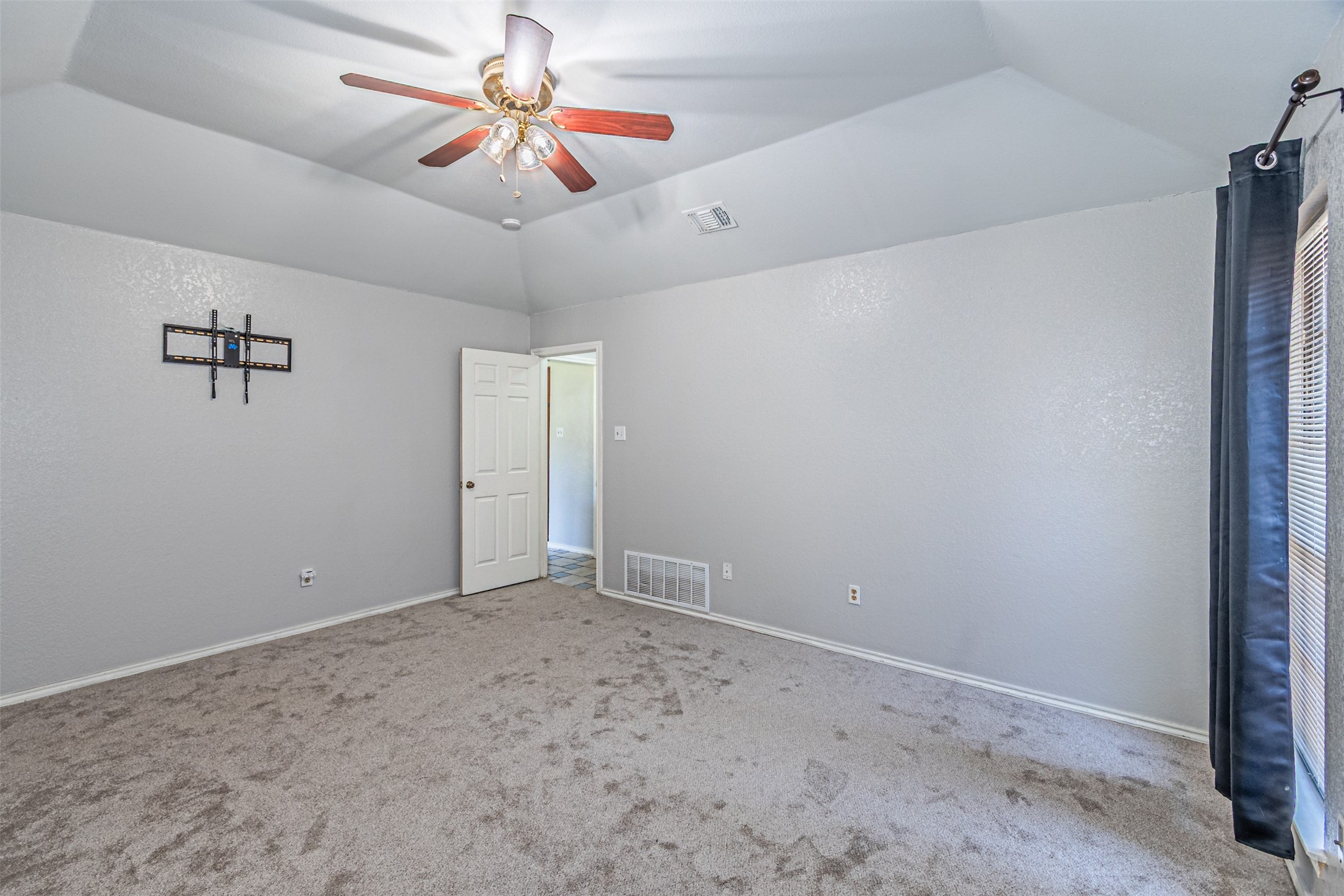 7509 Pear Tree Lane