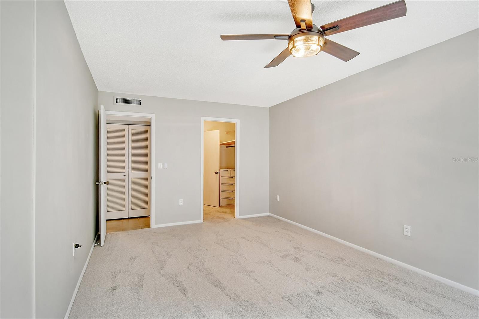 1644 STICKNEY POINT RD #102