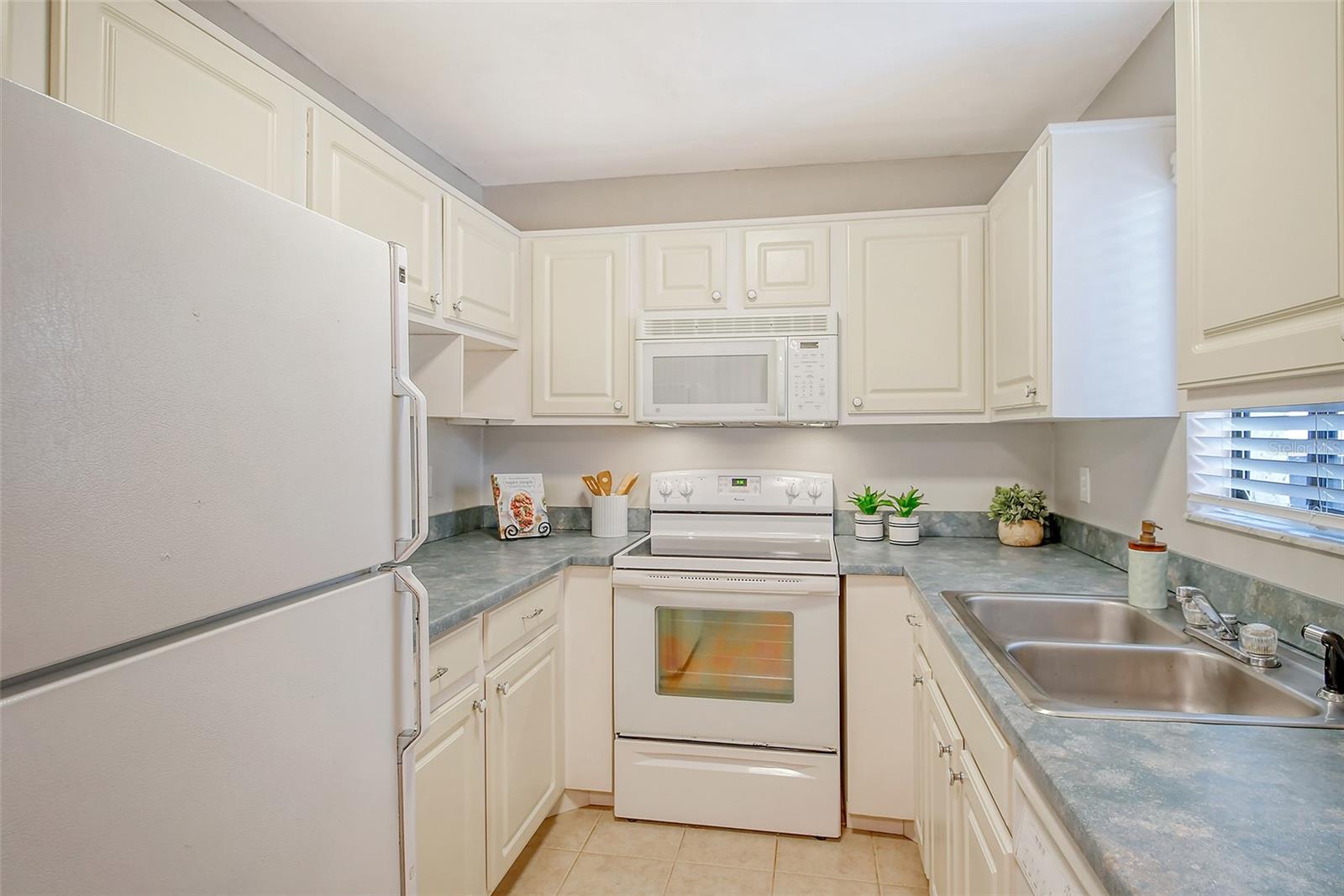 1644 STICKNEY POINT RD #102