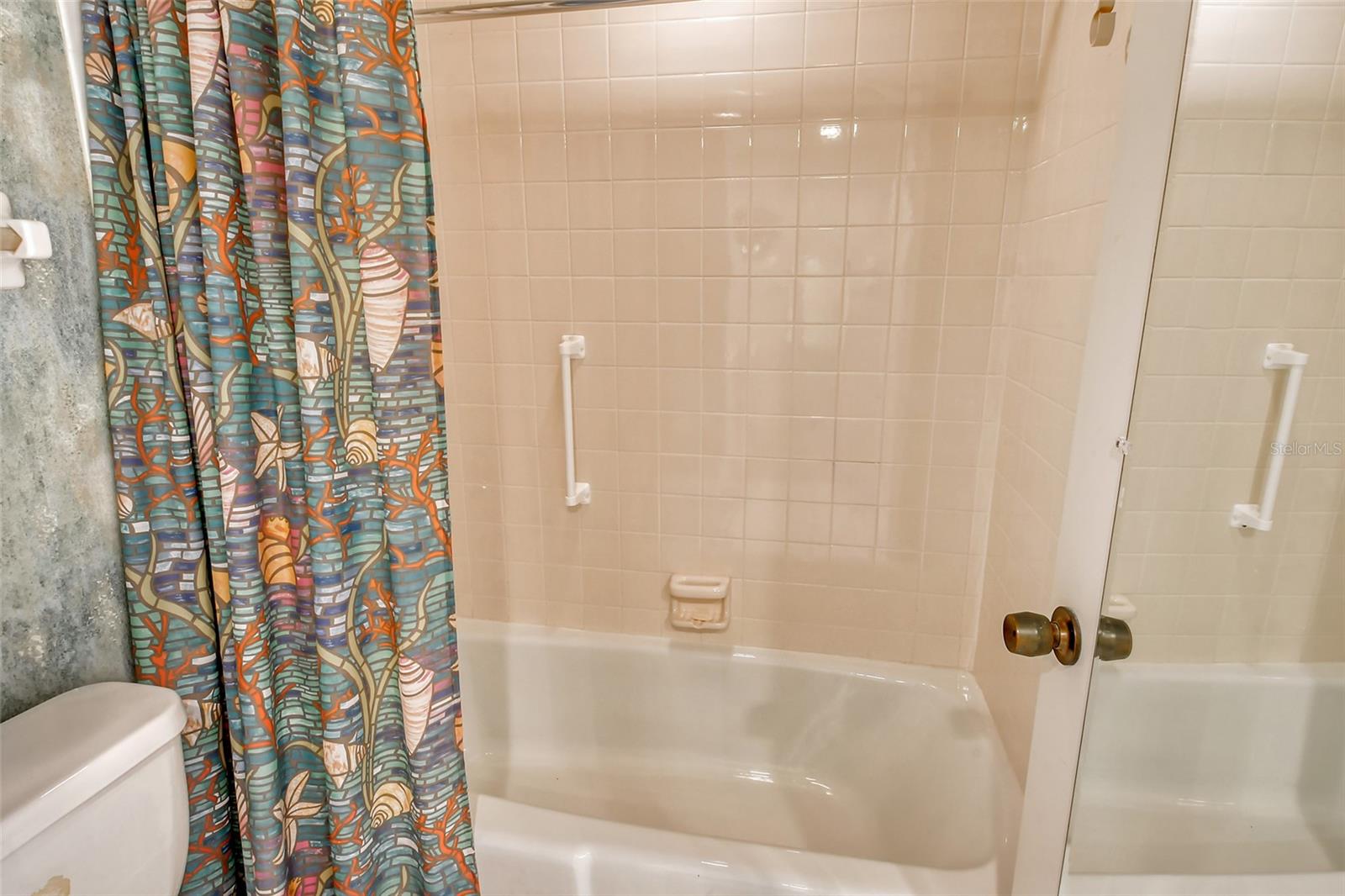 19 WHISPERING SANDS DR #303