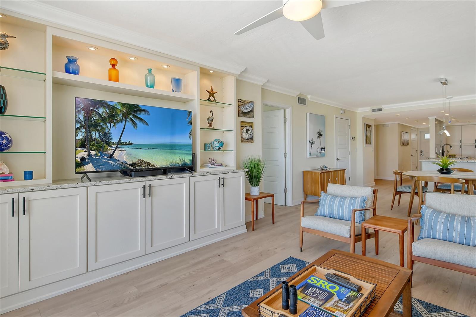 20 WHISPERING SANDS DR #406