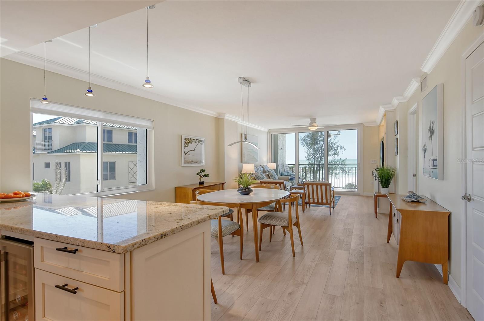 20 WHISPERING SANDS DR #406