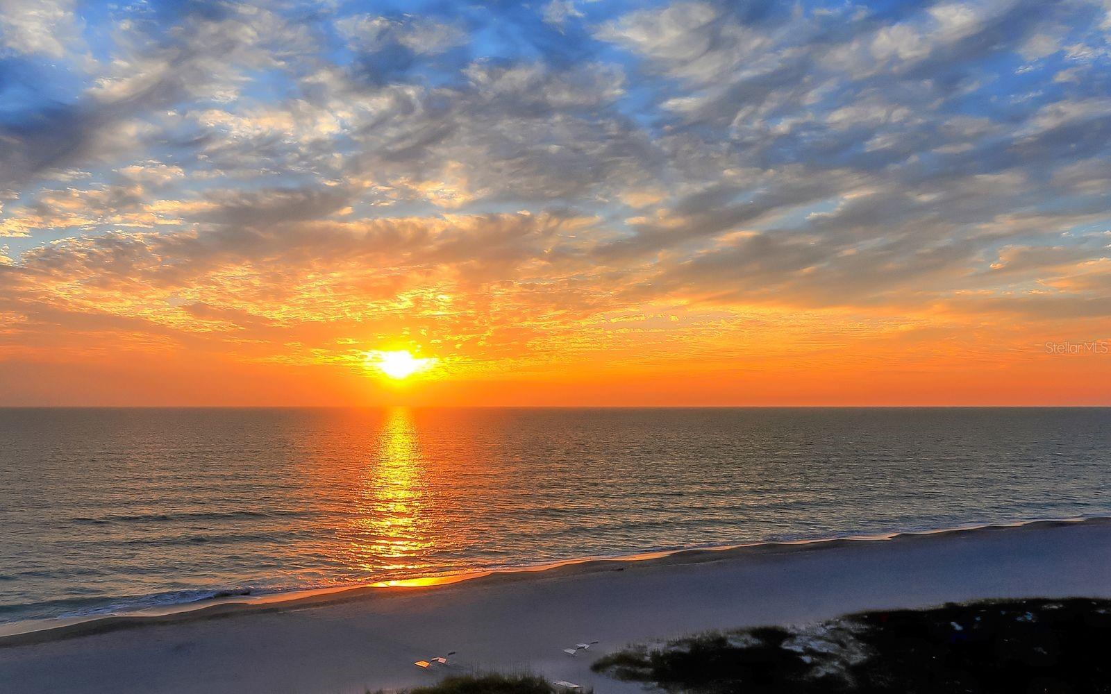 20 WHISPERING SANDS DR #406