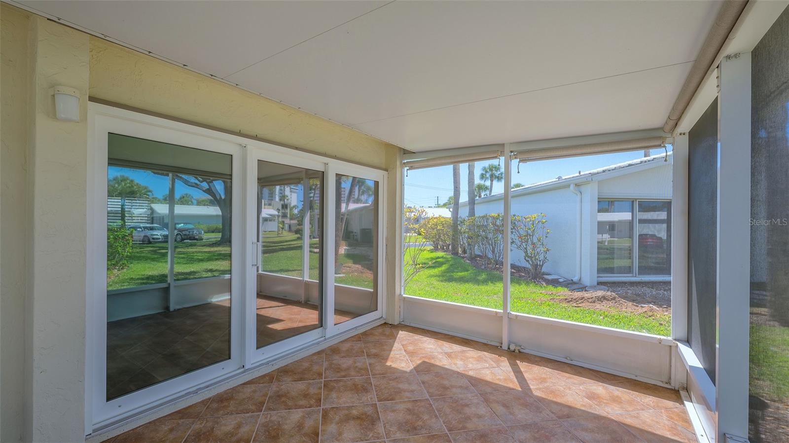 119 WHISPERING SANDS CIR #V36