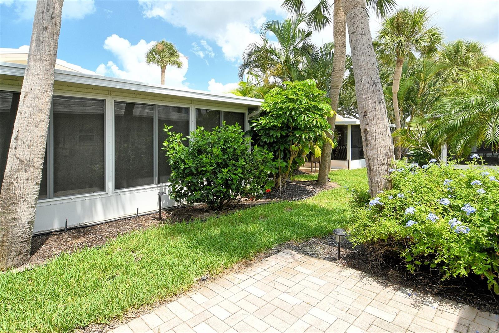 119 WHISPERING SANDS CIR #V36