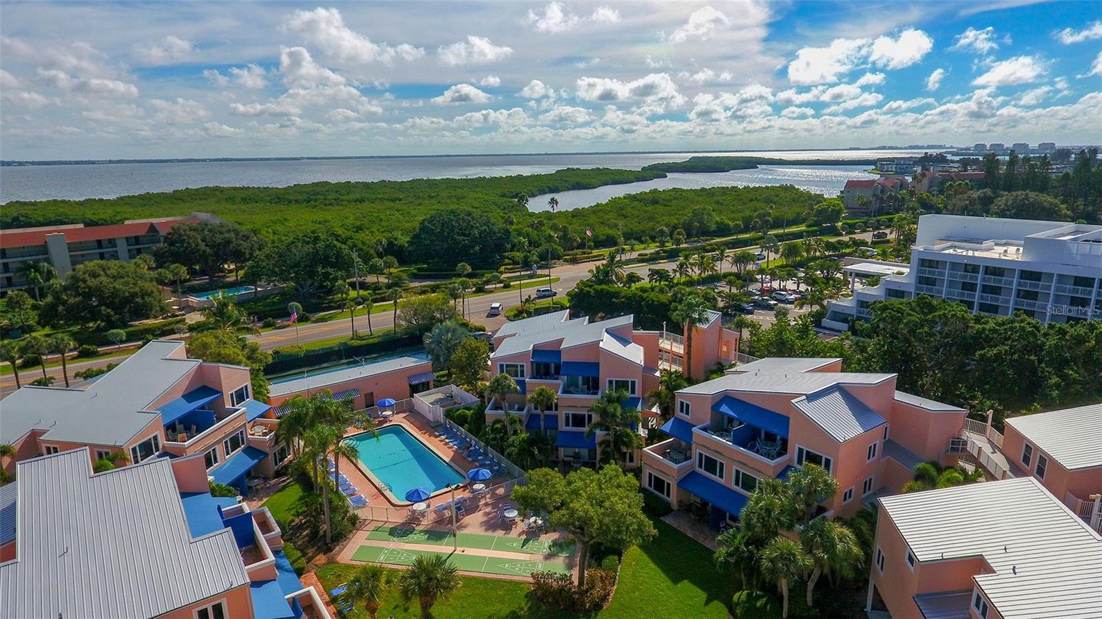 4725 GULF OF MEXICO DR #212