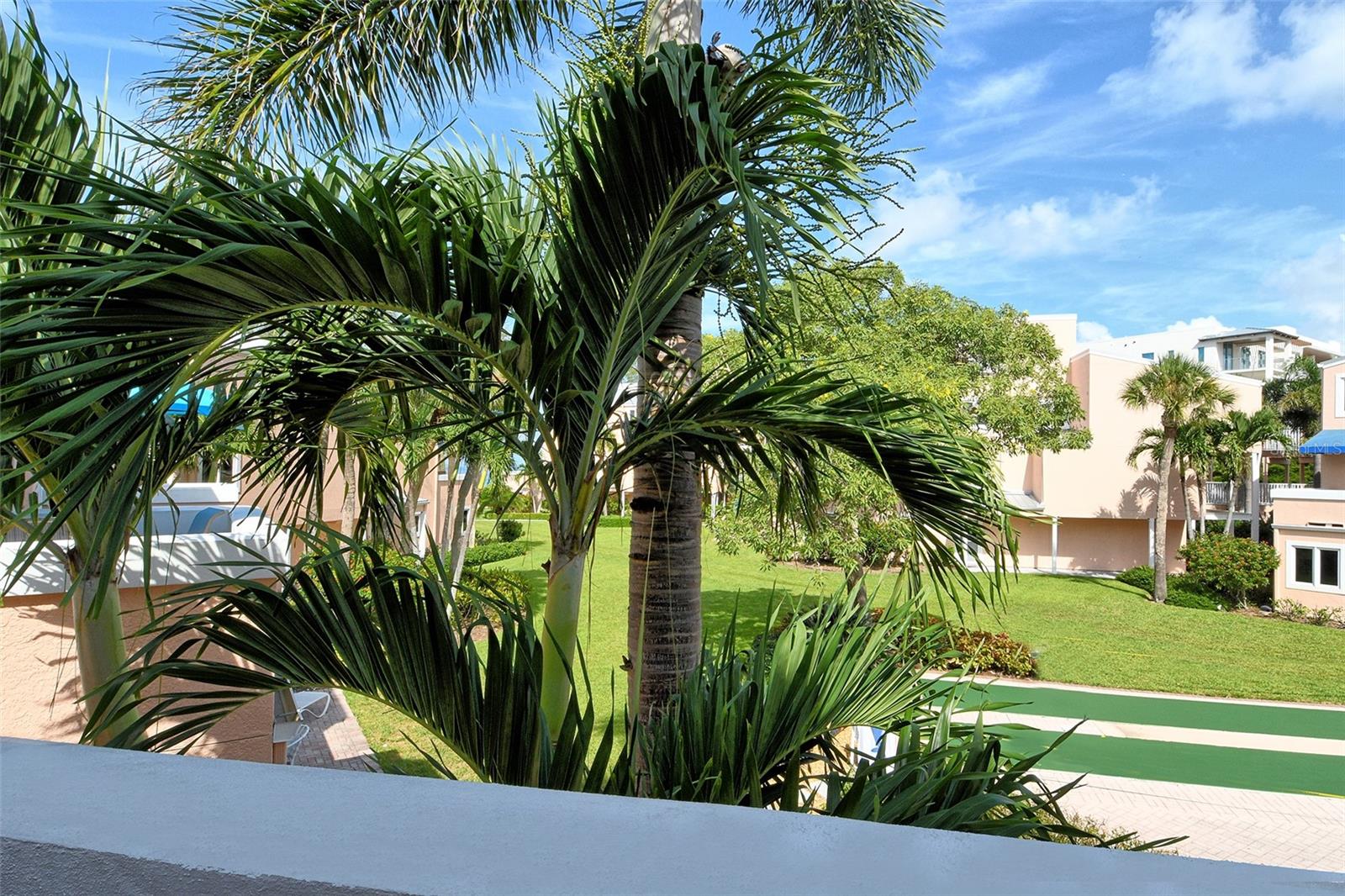 4725 GULF OF MEXICO DR #212