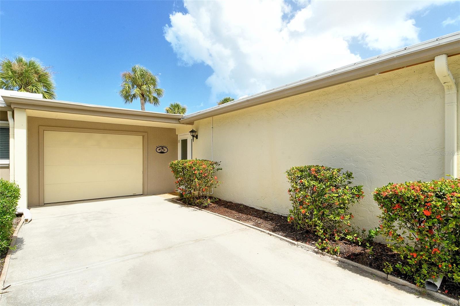 143 WHISPERING SANDS DR #V30