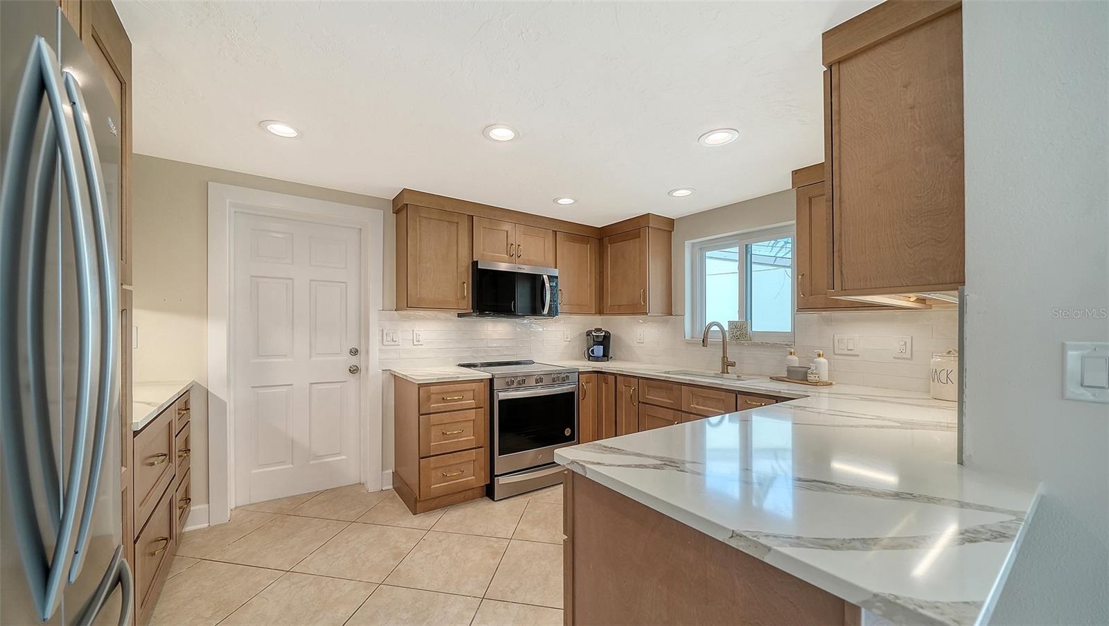 204 HOURGLASS WAY #V9