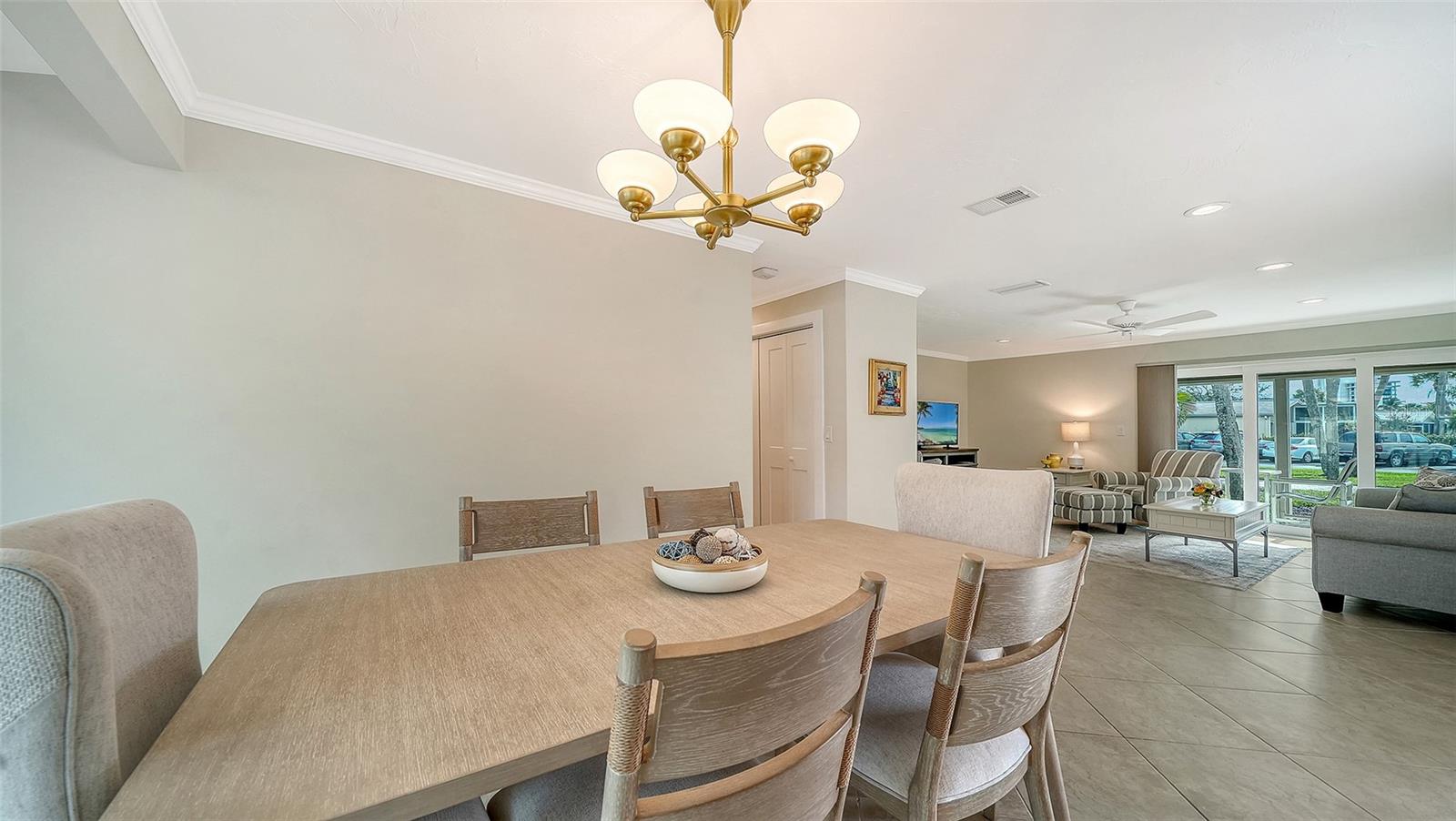 204 HOURGLASS WAY #V9